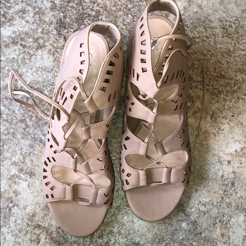 $60 New BP Sandal Cream Lace-Up Size 9.5